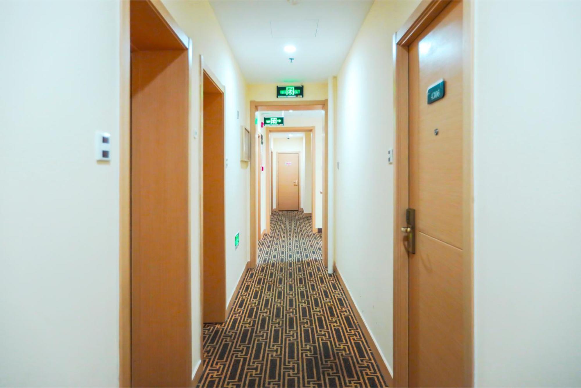 Zhong An Hotel Beijing Former Residence Of Journalist Edgar Snow -Free Laundry Service,Free Freshly Ground Coffee,Provide Tourism And Ticketing Service ,English Service ,Near Tian'Anmen Forbidden City,Wangfujing Walking Street Dış mekan fotoğraf